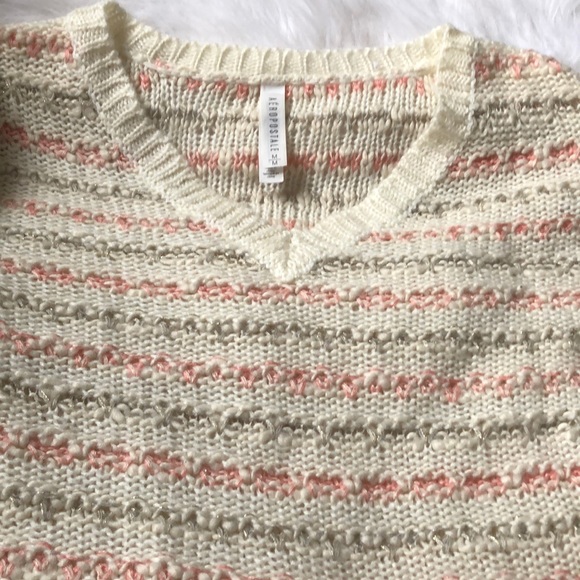 🧡🤍 AEROPOSTALE Sweater - Picture 2 of 5
